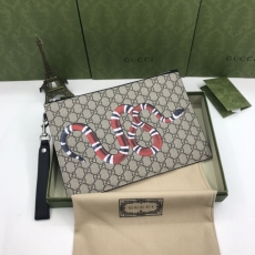 Gucci Clutch Bags